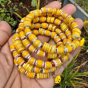 Sunshine Yellow Chevron & Shell Heishi Memory Wire Bangle – Bright, Happy, Sunflower Vibes
