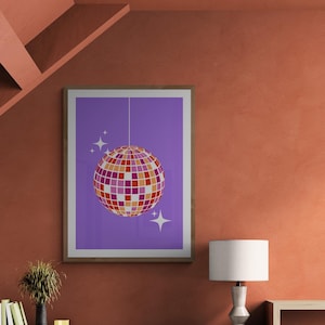 Stampa artistica digitale con palla da discoteca, orgoglio discreto e sottile lesbico, poster A5 A4 A3, arte murale colorata, brillante, audace, divertente e funky LGBT Queer art