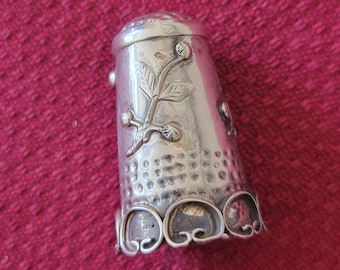Vintage Mexican sterling silver thimble