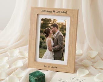Marco de fotos de madera grabado personalizado, marco de fotos personalizado de 4x6, 5x7 y 8x10, regalo de boda, marco de fotos familiar, regalo de marco grabado