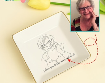 Custom Photo Portrait Trinket Dish, Photo Keepsake Dish, Mother's Jewelry Storage for Mom, Sister, or Best Friend, Unique Jewelry Holder