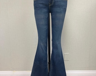NWOT Y2K 2000s Flared Super Low Rise Distressed Genetic Denim Size 27