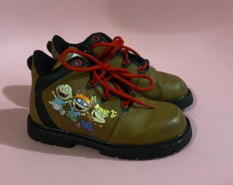Vintage children’s boots • size 9 toddler