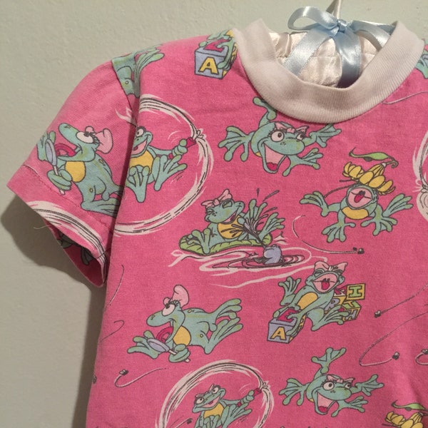 Camiseta Vintage Rosa Frog