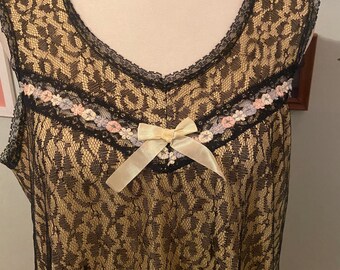 Vintage black lace overlay bow and rosettes nighty top