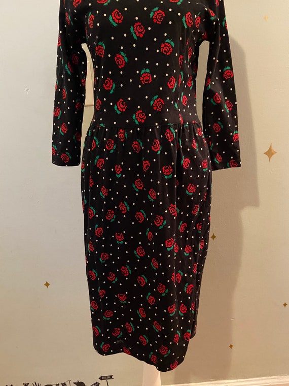Vintage black cotton dress with red rose and polk… - image 4