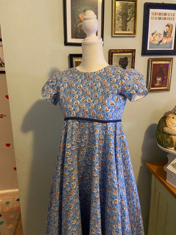 Vintage cat and foxes pattern dress - image 3