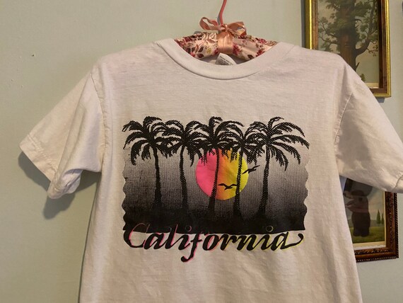 Vintage cotton California sunset T-shirt • size M… - image 3