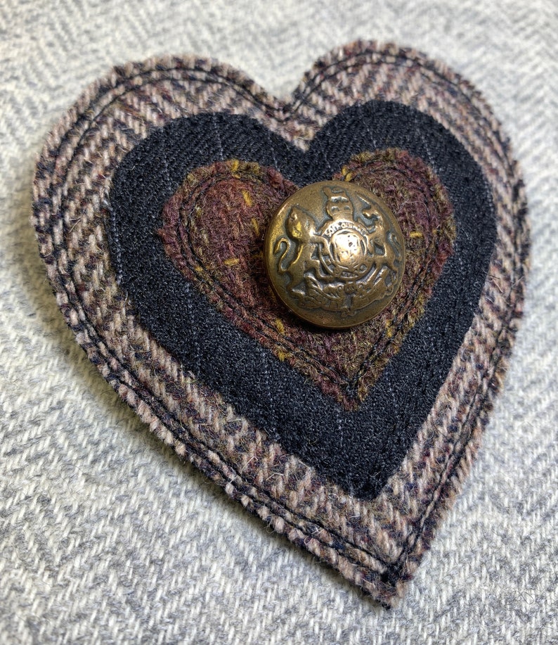 Upcycled Heart Brooch with vintage button Price is for ONE, Handmade Fabric Pin, Upcycled Brooch, Fiber Art Pin, Recycled Wool Pin, OOAK image 3