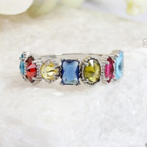 2-7 Birthstones Rings, Custom Family Birthstones Band, Unique Different Cut Ring, Personalized Mothers Ring, Birthday Gift for Mom Grandma