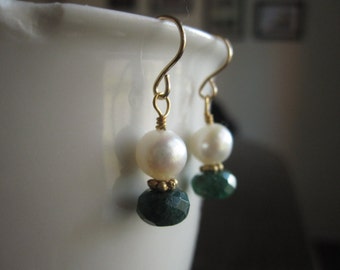 Faceted Emerald with White Freshwater Pearl Earrings