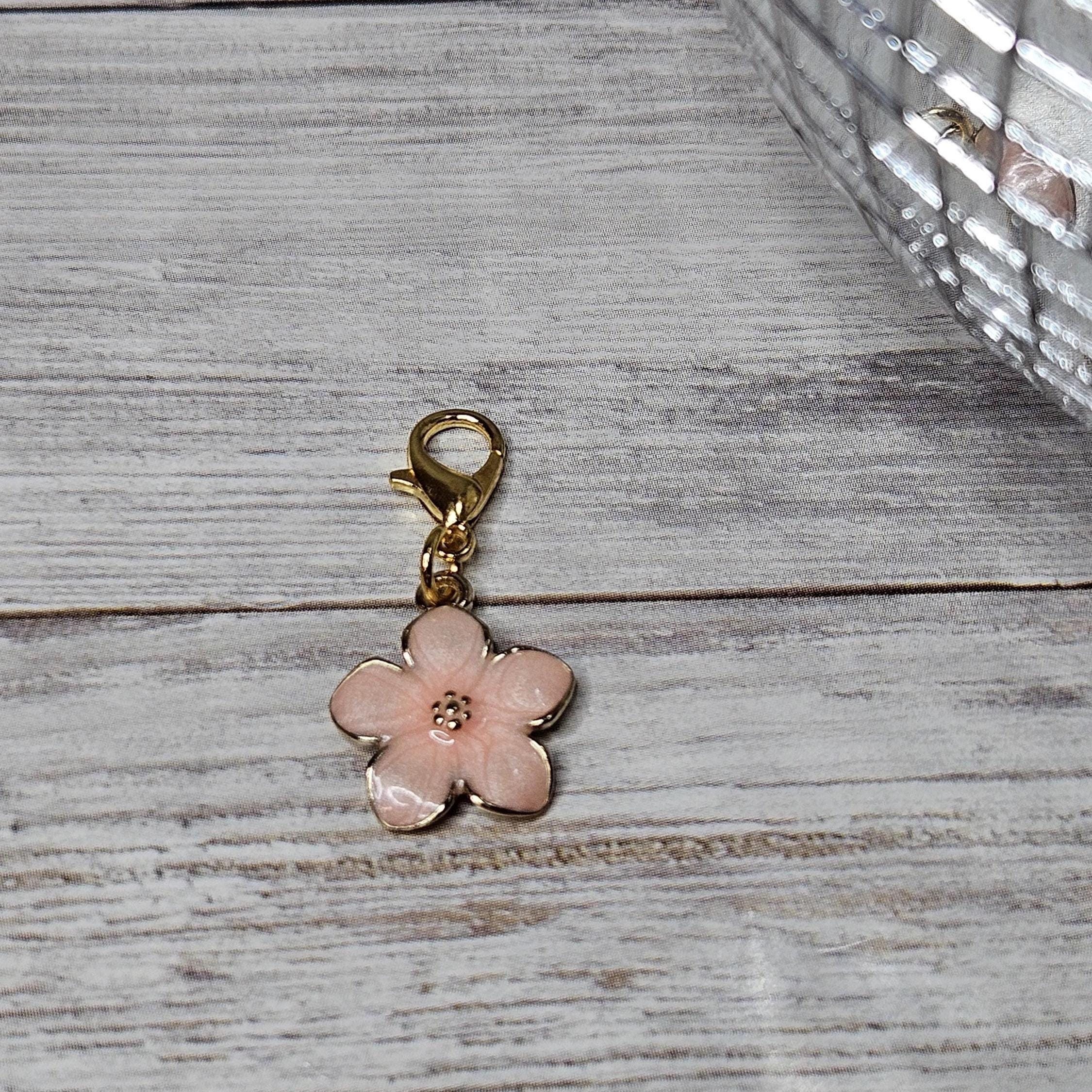 Charm para zapatos, accesorio con flor rosa