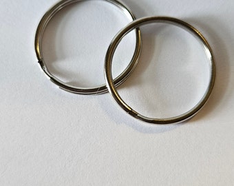 20 silberne geteilte Schlüsselanhänger 1" (25 mm)