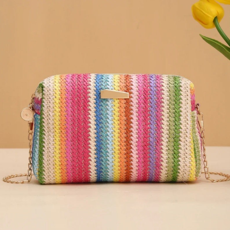 Handgemachte Damen Strohsack Strand Sommerkette Kleine Geldbörse und Handtasche Weibliche Schulter Umhängetaschen Reise-Design Klappentasche Regenbogen