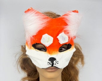 Máscara de zorro rojo