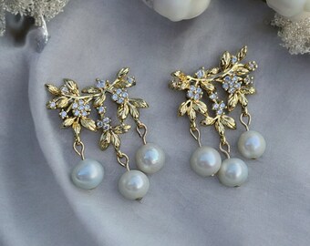 CLUSTER PEARL Drop Stud EARRINGS- Dainty Gold Plated Cluster Wedding Earrings, Elegant Natural Pearl Earrings
