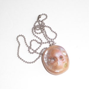 Peridot & Pearl Hidden Treasure pearlized SKULL charm NECKLACE faeriesmak