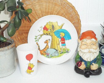 Vintage 1970s Winnie the Pooh Walt Disney Productions Melamine Children's Cup 6 fl. oz. and Plate Set 70's Pooh Bear Balloon Collectible