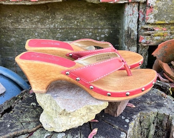 Vintage Y2K Canyon River Blues Tomato Washed Red Leather Wood Swedish Clog Sandals Size Women's 7 Nostalgia 2000s Sardine Girl Summer