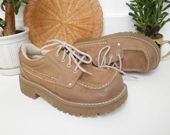 Vintage Y2K Lower East Side Brown Chunky Vegan Leather Bratz Shoes 7.5 Tie Up OXFORD Women's Shoes 2000's Nostalgia