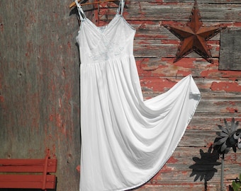 Vintage 1960s Beautiful Vintage White & Dove Gray Blue Leaf Applique Ethereal Gotham Slip Dress 40 Marilyn Monroe 60's Hollywood Glam Gold