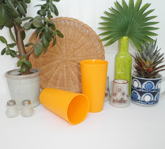 Vintage 1970's TUPPERWARE Goldenrod Yellow Set of 2 Tall Tumbler Cups  Replacements 1970s Nostalgia 873-20 Kitchen Dining Farmhouse Retro - Etsy