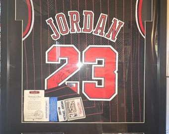 Michael Jordan Chicago Bulls #23 Signed Framed Red Home Jersey With Online Authentication