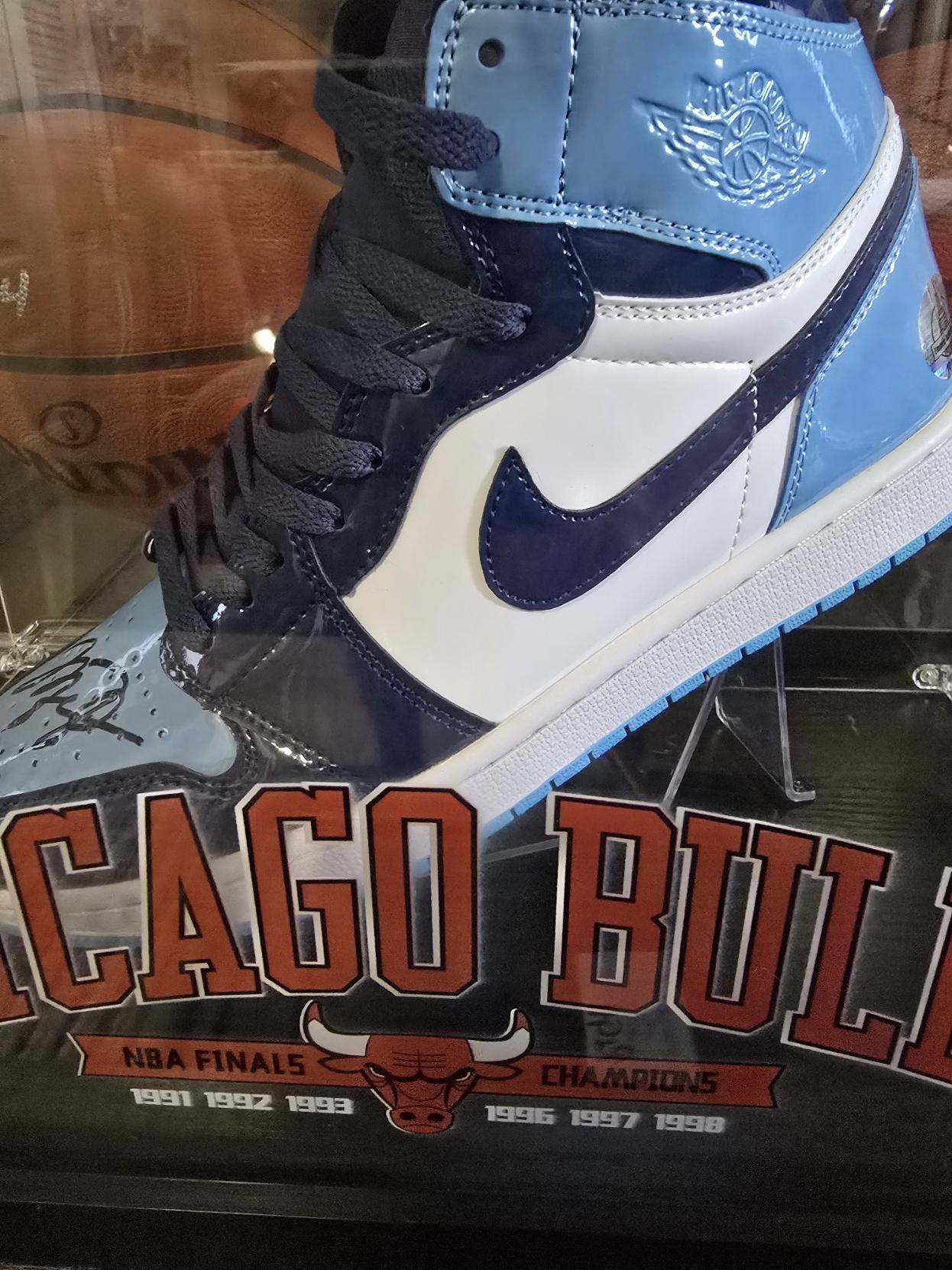 マイケル・ジョーダン シカゴ・ブルズ #23 直筆サイン入り レトロ