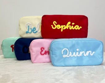 Custom X-Large Nylon Pouch, Personalized Chenille Yarn Name Makeup Bag, Travel Toiletry Bags, Cosmetic bag, Gift Pouch, Bridesmaid Gift