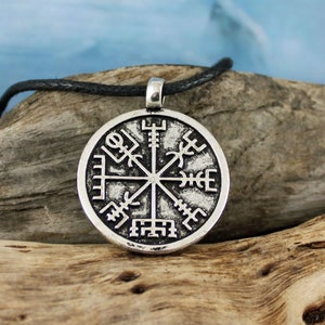 WAYFINDER - Viking Vegvisir Necklace, Compass, Runes, Norse Mythology, Protection Amulet, Mens Jewelry, Nordic Pagan, Silver, Viking Jewelry