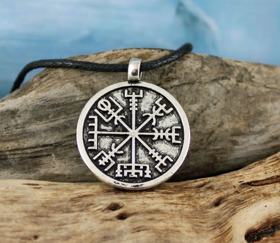 Viking Compass Necklace Compass Rune Necklace Nordic Rune Necklace Viking necklace pendant Viking Pendant Scandinavian Compass Necklace