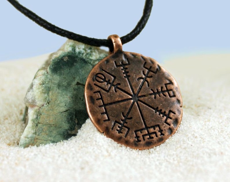 WAYFINDER - Copper Viking Vegvisir Necklace, Compass, Runes, Norse Mythology, Protection Amulet, Mens Jewelry, Nordic Pagan,Viking Jewelry 