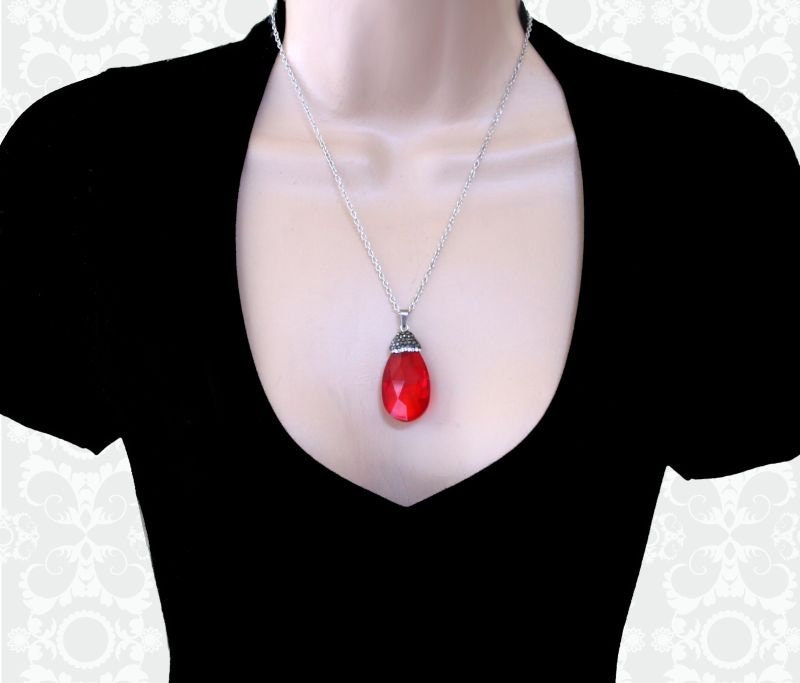 Clear Red Choker 