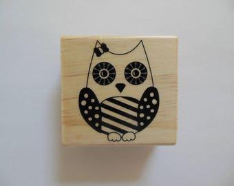 Owl Stamp - Hoot and Howl Collection - Wood Mounted Rubber Stamp - Woodland Animal