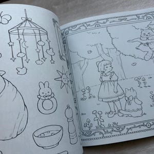 Alice and Dinah's Adventures in Wonderland Coloring Book - Japanese Coloring Book image 3