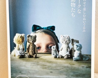 Palm Size ANTIQUE Animals - Japanese Craft Book