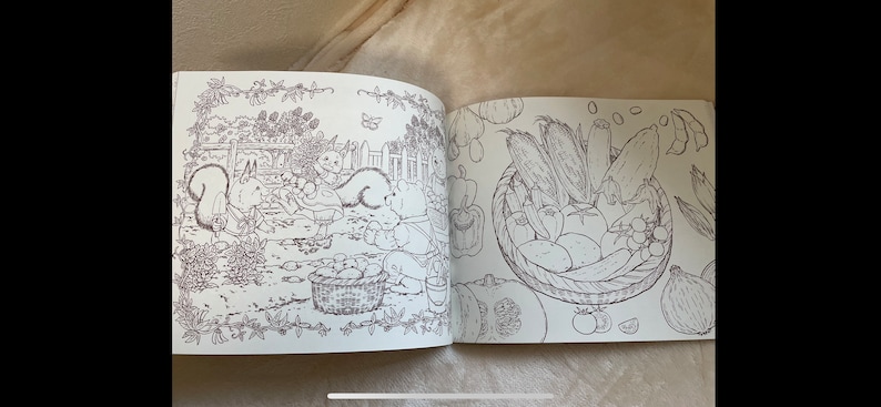 Friendly Little Squirrels and the Residents of Antique Town Coloring Book Japanese Coloring Book image 3