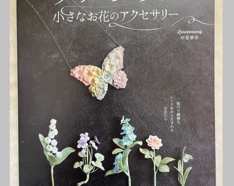 Luna Heavenly Small Flower Crochet Accessories – japońska książka ze wzorami rzemieślniczymi