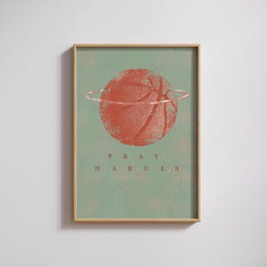 Basketbalmuurkunst Hard, Pray Harder spelen | Christelijke sportprint (digitale download) | Motiverend tekstdecor