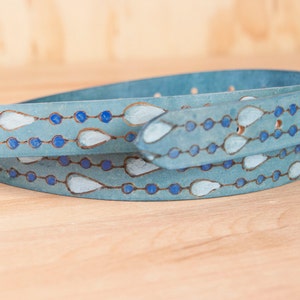 Mandolin Strap - Leather with modern raindrops in blue and white - Handmade in the Rain Pattern