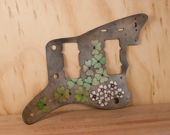 Leather Pickguard - Handmade Guitar Pick Guard for Fender Jazzmaster with shamrocks and four leaf clovers - Lucky Pattern - Luthier