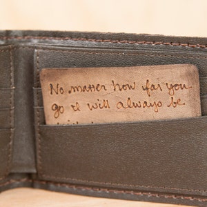 Wallet Insert Leather with custom inscription Smokey pattern in antique black image 2