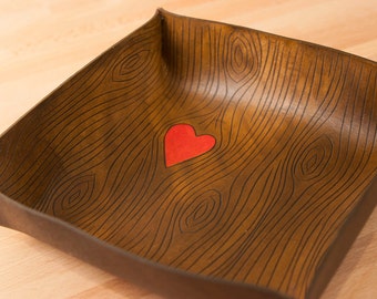 Leather Catch-All Tray - red and antique browwn - Nice Pattern with Wood Grain and Heart