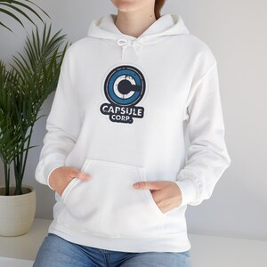 Capsule Corp. || DBZ || Anime || Sweater met capuchon