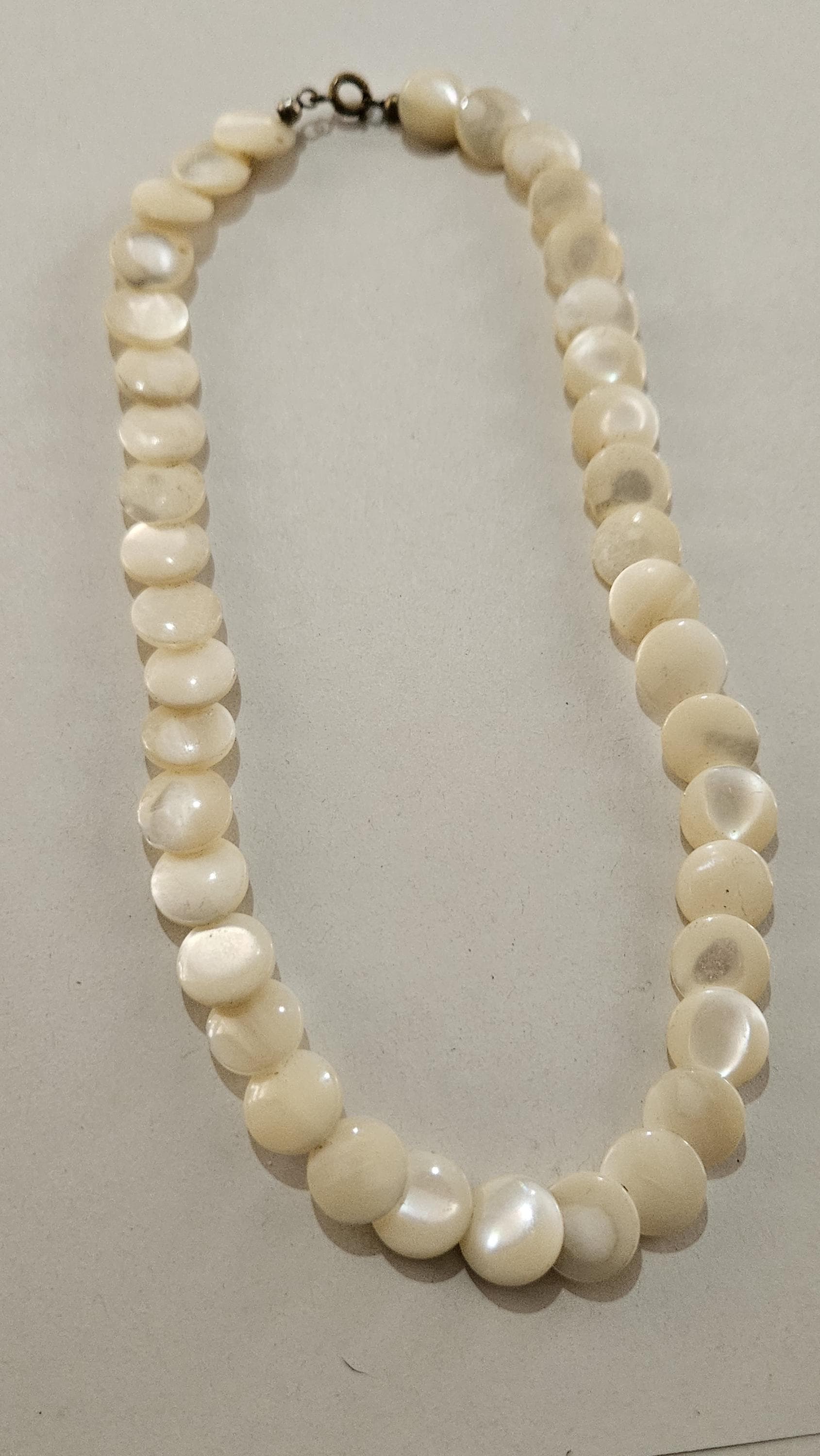 Vintage Mother of Pearl Disc Bead Necklace - Etsy
