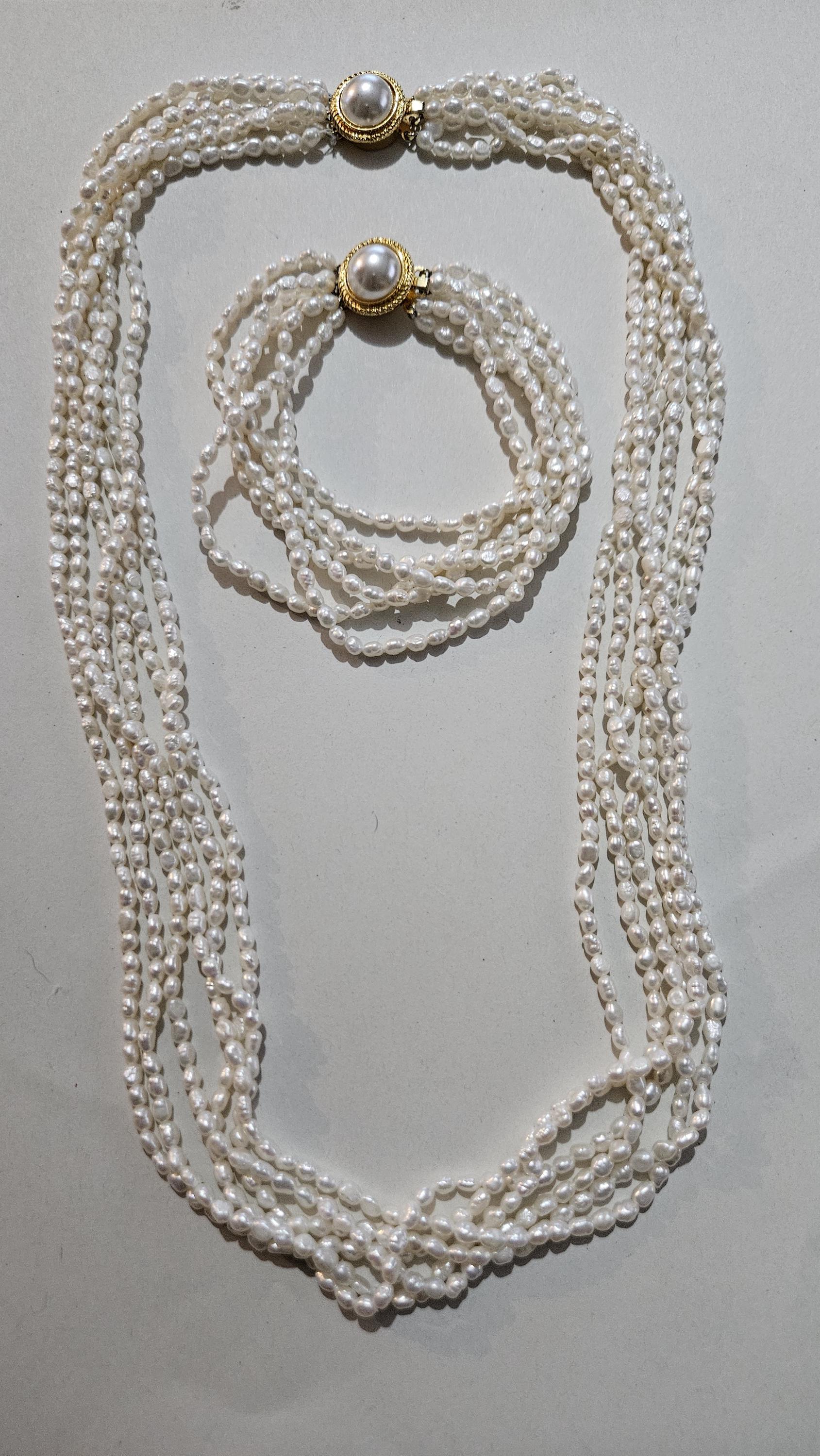 アクセサリー 80-90's Vintage Italy Torsade Necklace Freshwater Pearl Torsade Necklace & Bracelet Set • Multi Strand