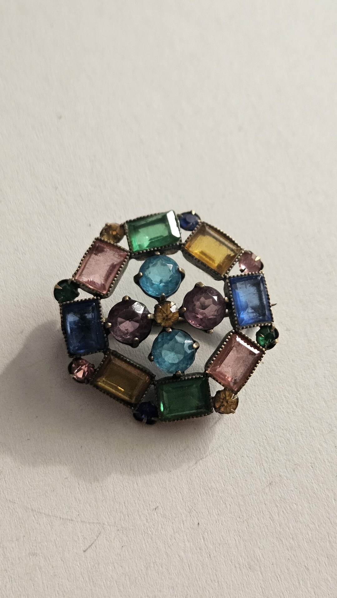 s-l400.jpg Vintage Art Deco “Fruit Salad” Multicolor Glass Cabochon & Rhinestone Brooch main image 1