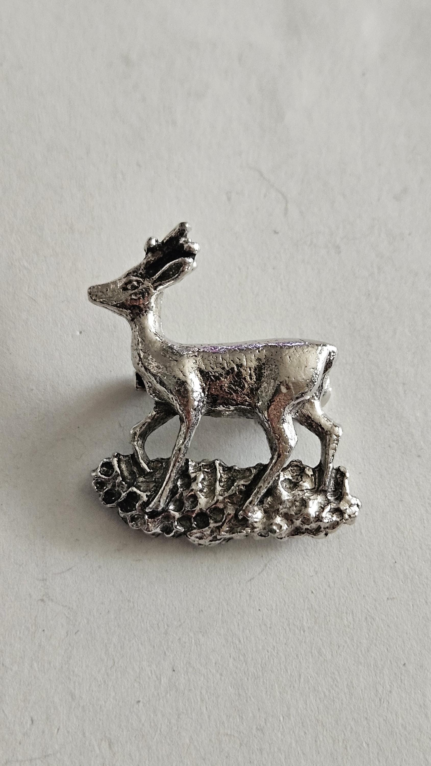 ヴィンテージ スコットランド ケルト スタッグ ディア ブローチ ピン