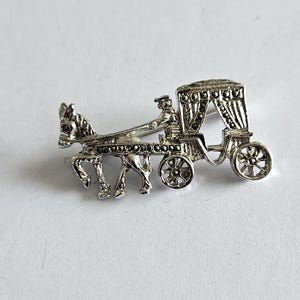 ヴィンテージ スターリングシルバー マーカサイト ビクトリア朝風 馬車