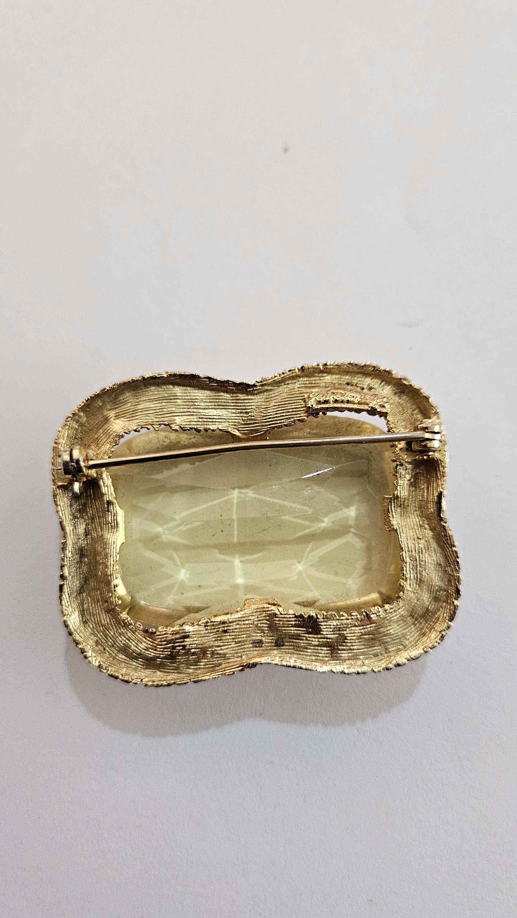 Grande Broche Vintage Rosace Couleur Or Avec Résine Topaze - Laiton - Super état Vintage